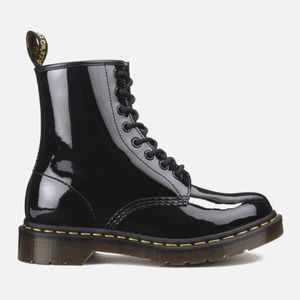 Womens size 6 Dr. Martens